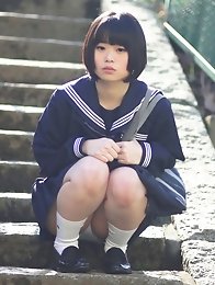 She never did chakuero shooting before so we started easy with Japanese schoolgirl cosplay and fan service!
