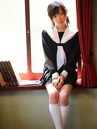Teen Aoba Itou shows her pussy